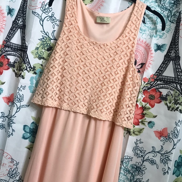 Jella Couture Dresses & Skirts - Jella Couture Sleeveless Peach Maxi Dress